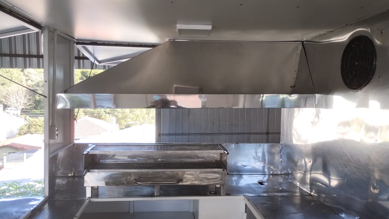 Escadas metálicas pela Aed Silva
